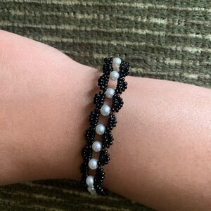 Elegant Black and White Beaded Bracelet